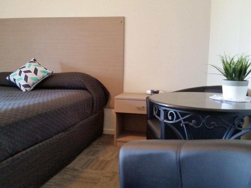 Mandurah Foreshore Motel Bagian luar foto