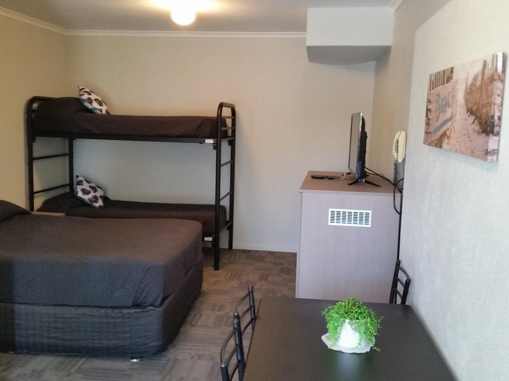 Mandurah Foreshore Motel Bagian luar foto